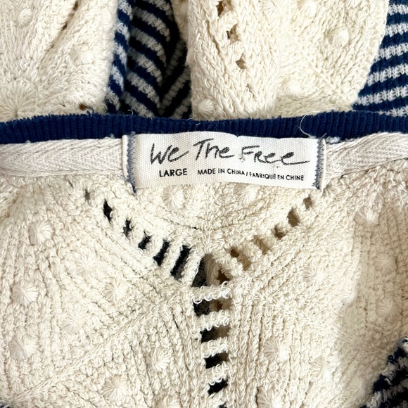 EUC L Blue We The Free Sweater - Picture 7 of 8